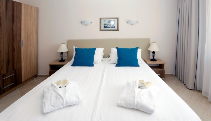 Aparthotel_Sunrise_Garden_Aheloy_Bulgaria Air_Tour_Travel 